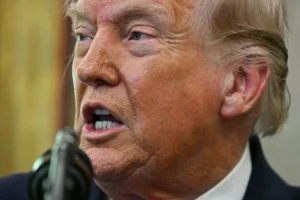 Donald Trump asegura que negocia con Irán para poner fin a la guerra, mientras Israel intensifica ataques y crece la presión diplomática internacional.