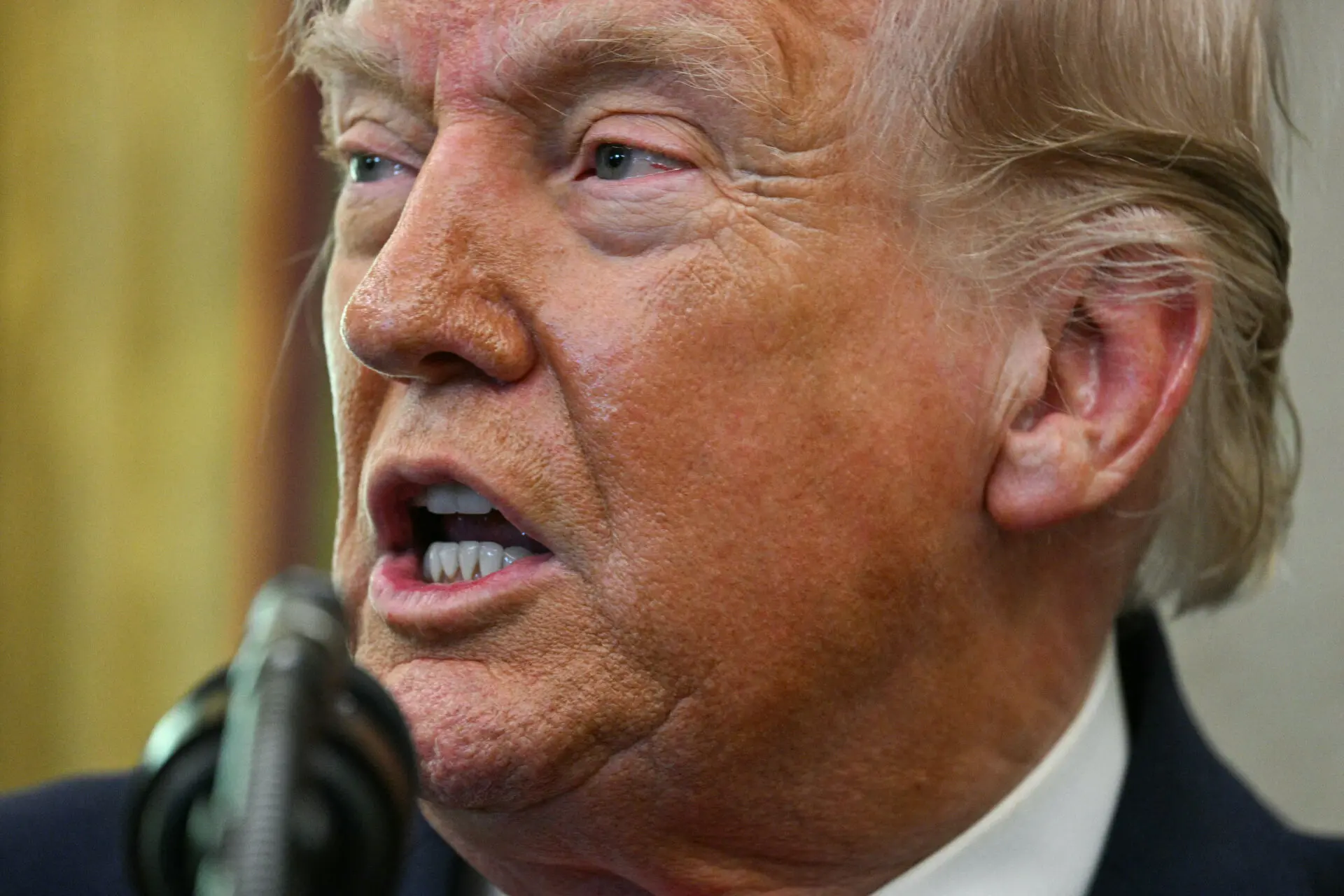Donald Trump asegura que negocia con Irán para poner fin a la guerra, mientras Israel intensifica ataques y crece la presión diplomática internacional.