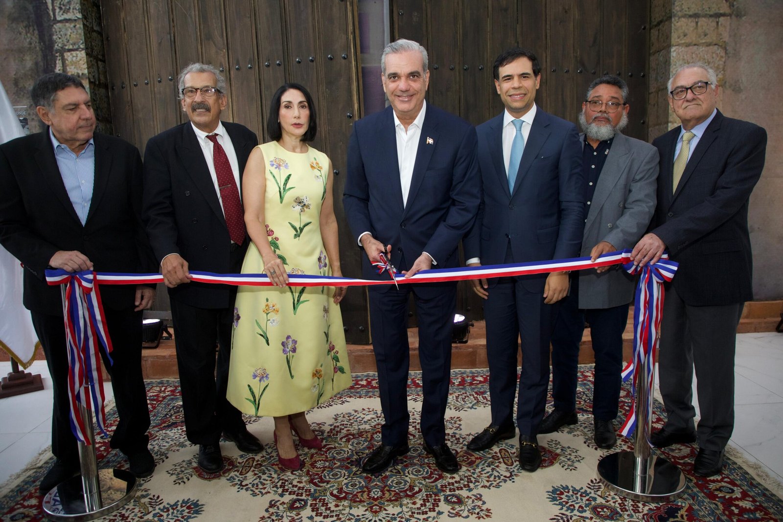 Presidente Luis Abinader encabeza reapertura del Museo Nacional de Historia y Geografía junto a autoridades culturales.