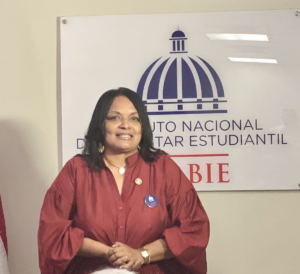 La mejora del almuerzo escolar en Santiago responde, según el INABIE, a inspecciones sorpresa, mayor supervisión y controles en los centros educativos.