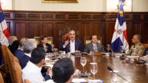 Presidente Luis Abinader encabeza Consejo de Ministros para anunciar medidas ante la crisis en Medio Oriente.