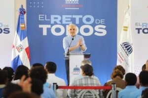 Presidente Luis Abinader inaugura la Escuela Básica Espejo La Milagrosa en La Ureña, Santo Domingo Este.