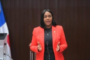 Diputada Leivy Bautista presenta querella por presunta difamación contra Eduardo Saint-Hilaire y empresas de Alofoke.