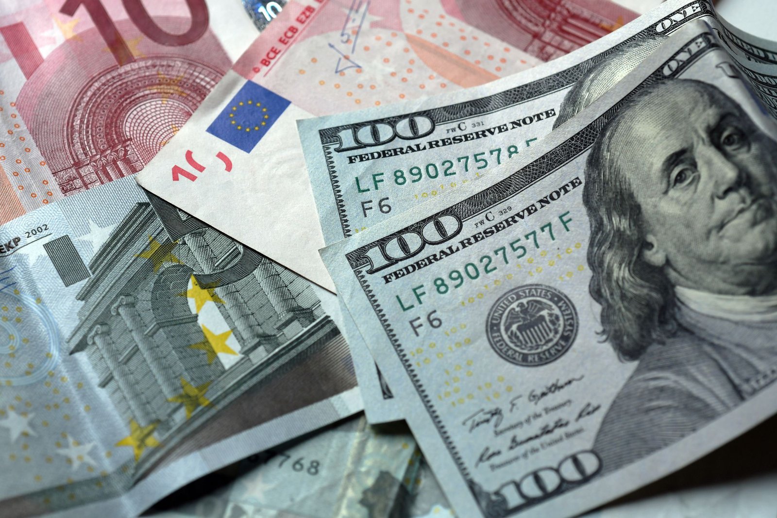 tipo de cambio con la cotización del dólar y el euro en República Dominicana.