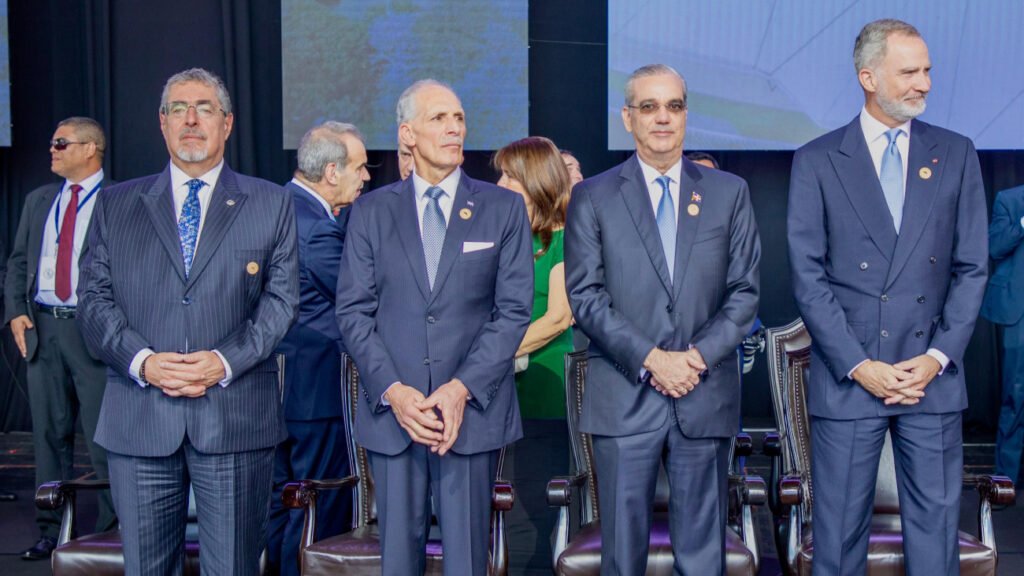 Luis Abinader participa en transmisión de mando en Costa Rica