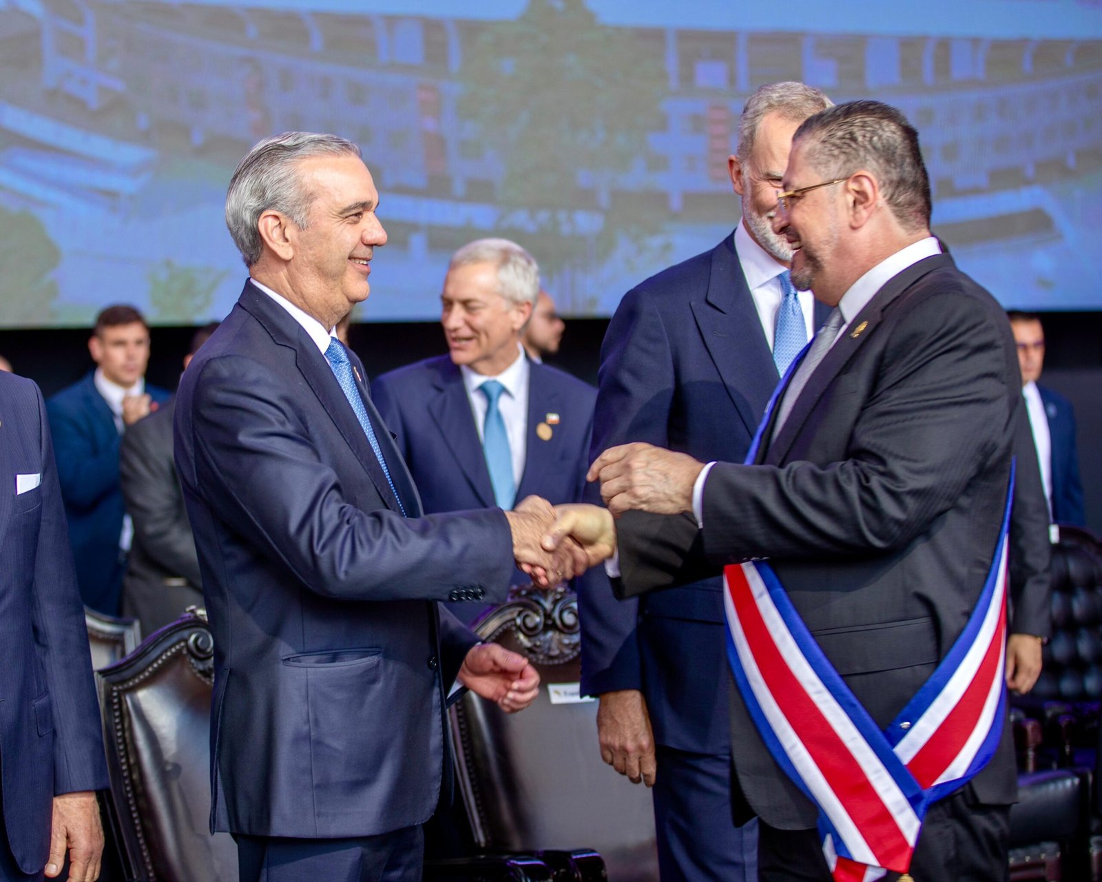 Luis Abinader participa en transmisión de mando en Costa Rica