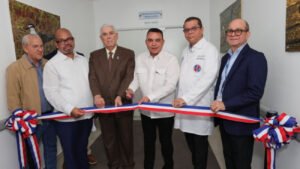 Tomógrafo dental entregado por el SNS al Hospital Dr. Darío Contreras para fortalecer diagnósticos bucomaxilofaciales.