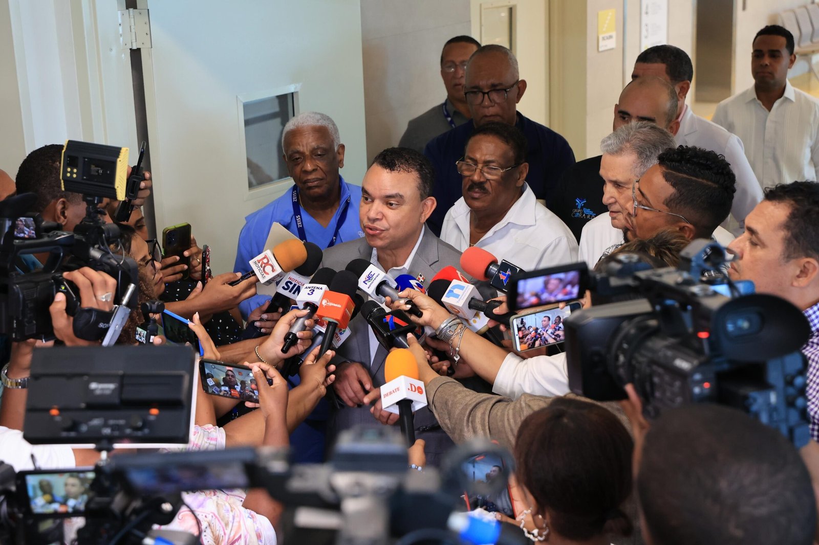 SNS supervisa hospitales que brindarán asistencia médica durante los Juegos Centroamericanos y del Caribe Santo Domingo 2026.